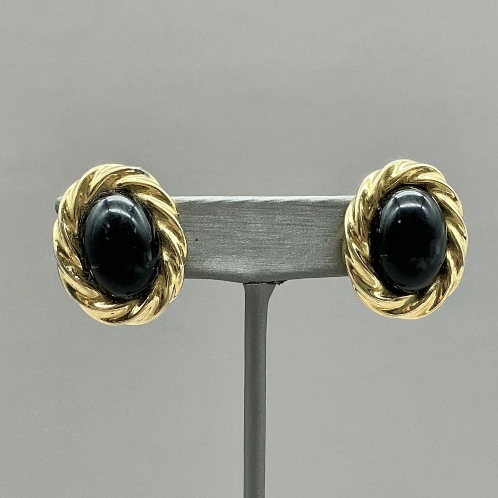 Vintage Trifari Earrings Black Cabochon Gold Tone Rope Clip On Stud Jewelry 1"
